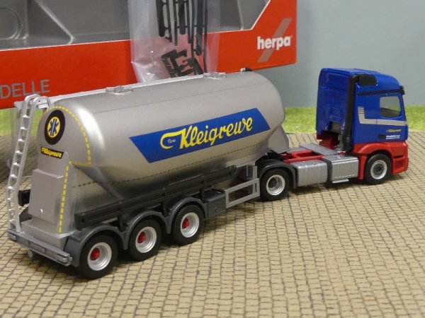 1/87 Herpa MB Actros Streamspace 2.3 Eutersilo-SZ Kleigrewe 316132