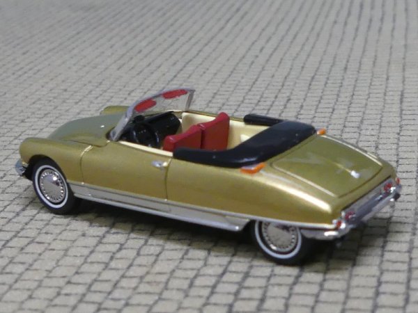 1/87 Brekina Citroen DS Cabrio gold 14226