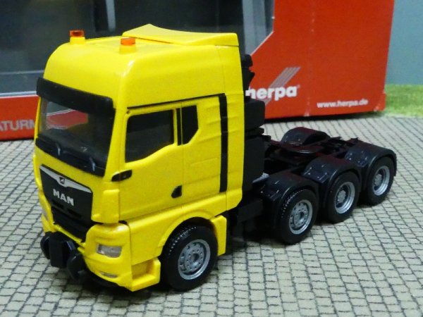 1/87 Herpa MAN TGX GX Schwerlastzugmaschine gelb 313537