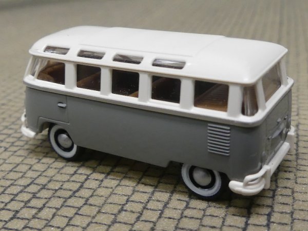 1/87 Brekina # 0198 VW T1 b Neato Bus