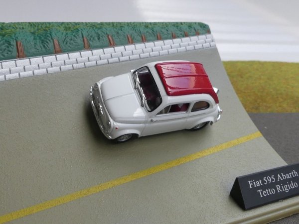 1/43 Fiat 595 Abarth Tetto Rigido weiß mit rotem Dach