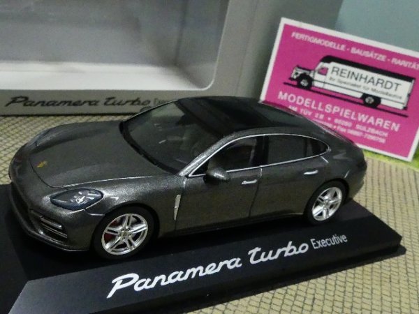 1/43 Herpa Porsche Panamera turbo Executive graumetallic WAP0207500G