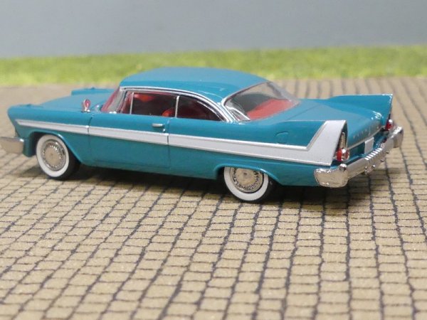 1/87 Brekina Plymouth Fury wasserblau 19679