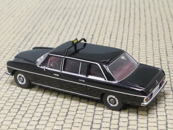 1/87 Brekina MB /8 lang Taxi schwarz Starmada