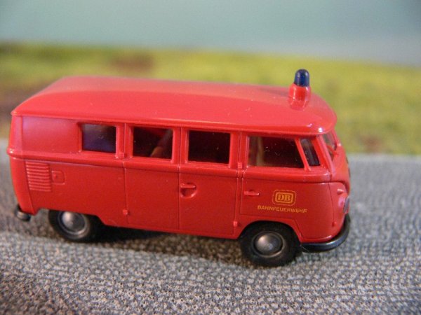 1/87 Brekina # 0664 VW T1 b Bus DB Bahnfeuerwehr