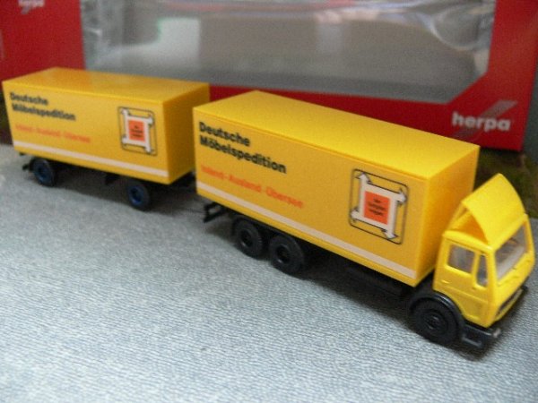 1/87 Herpa MB S 80 DMS Deutsche Möbelspedition Koffer-Hängerzug