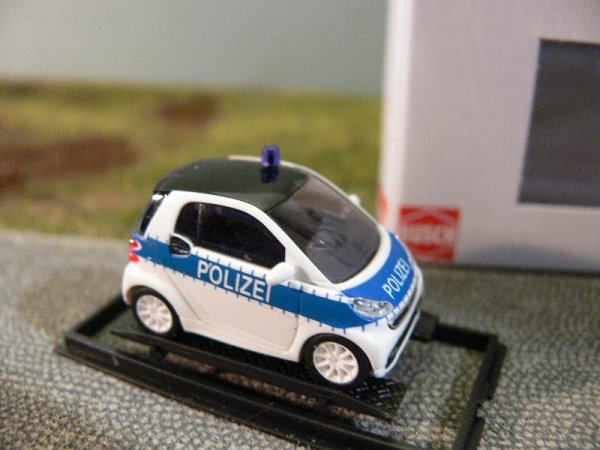 1/87 Busch Smart Fortwo Polizei 46208