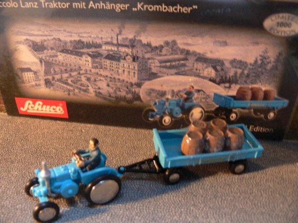 Schuco Piccolo Krombacher Lanz Traktor u. Hänger 01604