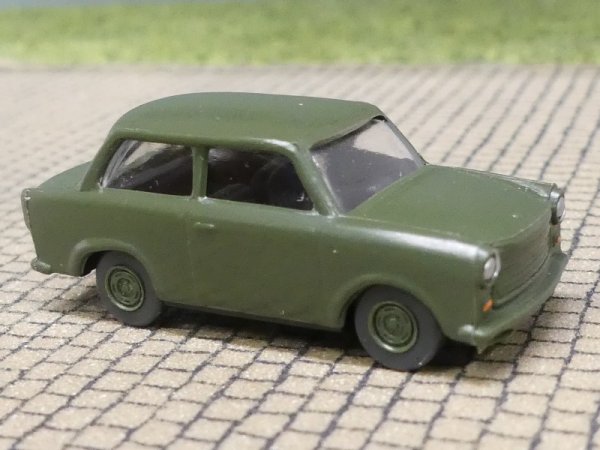 1/87 SES Trabant Militär 13000039