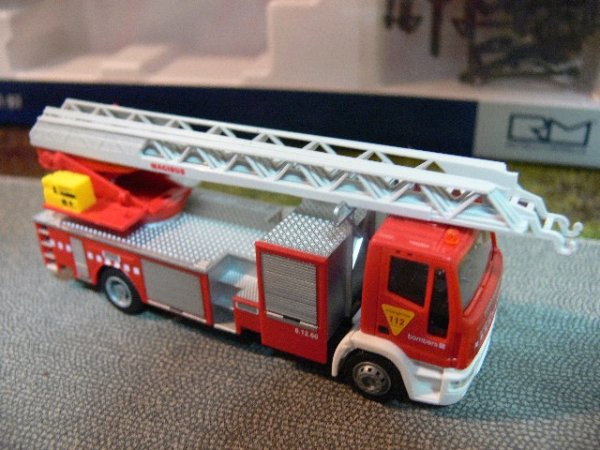 1/87 Rietze Iveco Magirus DLK 32 Bombers E Spanien 68538