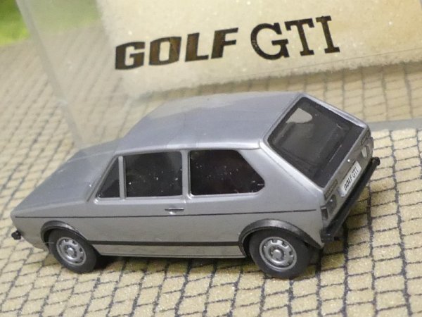 Brekina VW Golf I GTI silbern