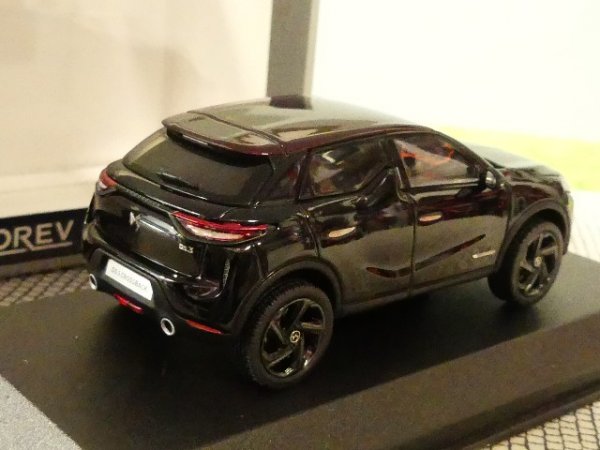 1/43 Norev Citroen DS3 Crossback 2019 schwarz / Dach weinrot 170020