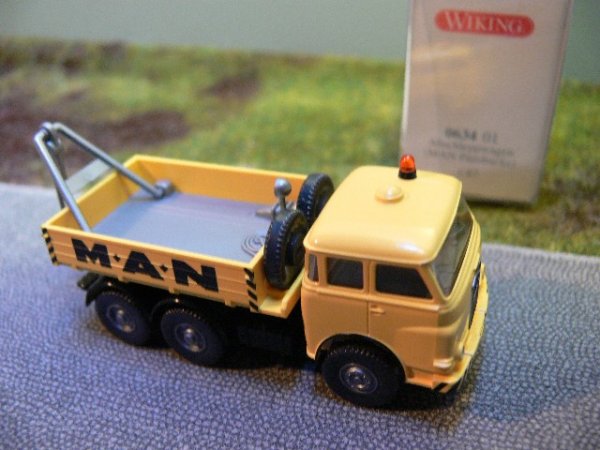 1/87 Wiking MAN 10.212 Abschleppwagen 0634 01