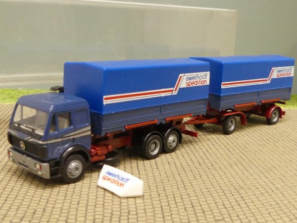 1/87 Herpa MB SK ewerhardt spedition Wechselplanen-Hängerzug in Faltbox