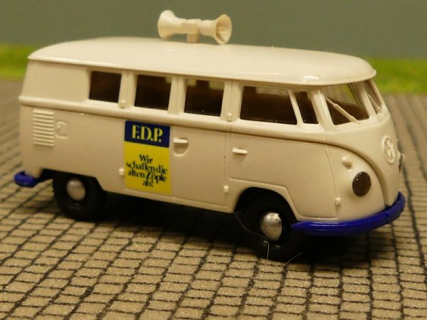 1/87 Brekina # 0360 VW T1 b FDP Bus