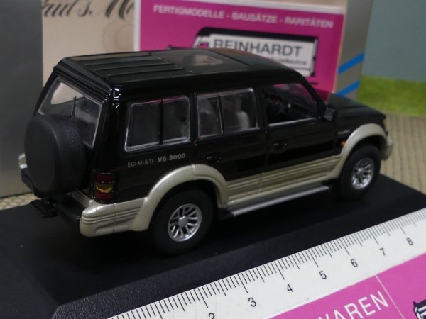 1/43 Minichamps Mitsubishi Pajero LWB 1994 schwarz 430 163471