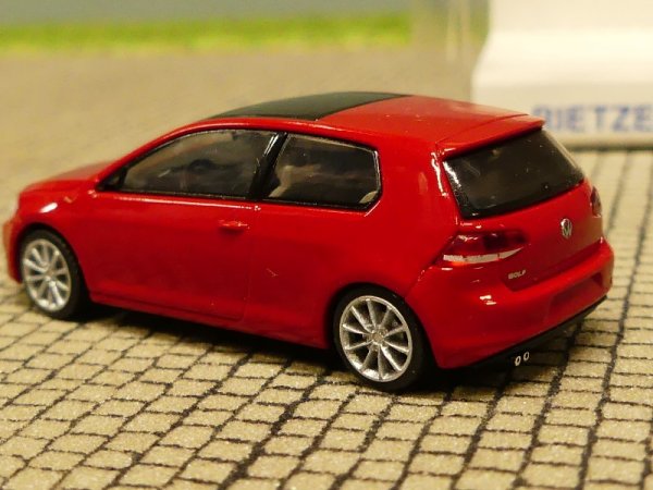 1/87 Rietze VW Golf 7 rot