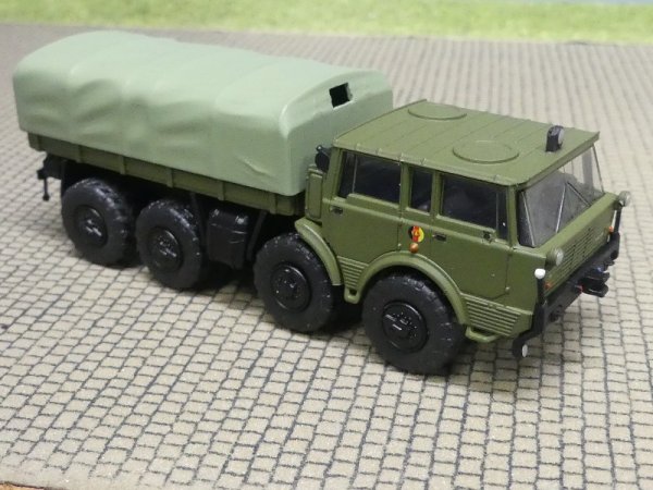 1/87 Brekina Tatra 813 8x8 Kolos NVA 71931