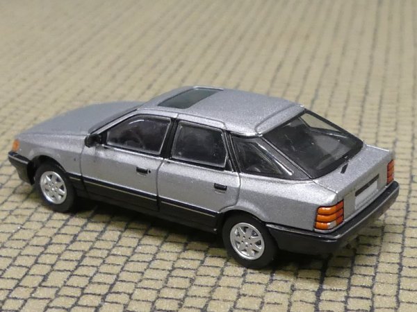 1/87 PCX Ford Scorpio silber 870456