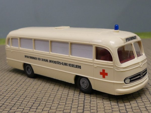 1/87 Brekina MB O 321 DRK OP Wagen Heidelberg