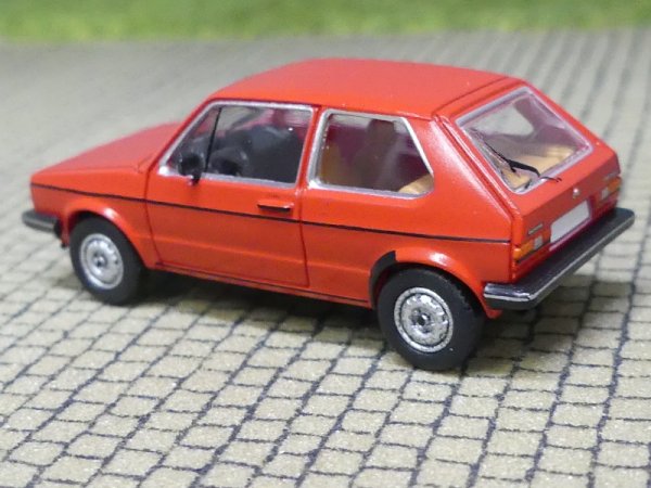 1/87 PCX VW Golf 1 rot 870525