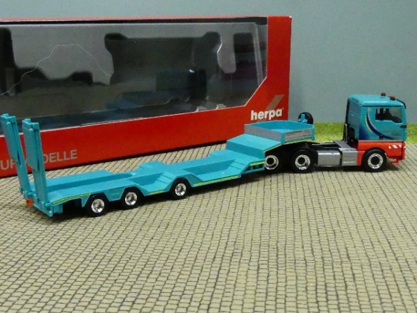 1/87 Herpa MAN TGX L 6x4 Schmuttermair Tieflade-Sattelzug 314022