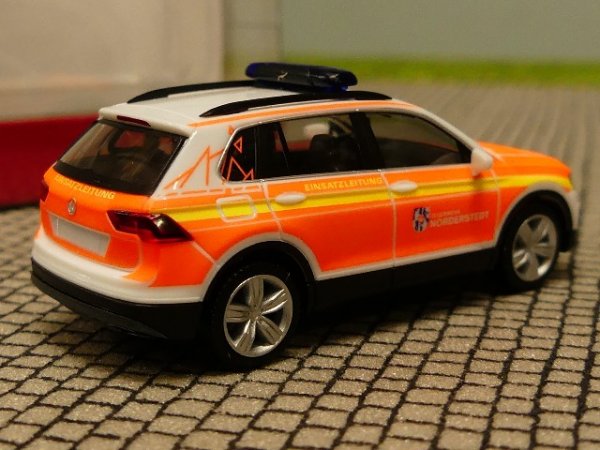 1/87 Herpa VW Tiguan Kommandofahrzeug FFW Norderstedt 094443