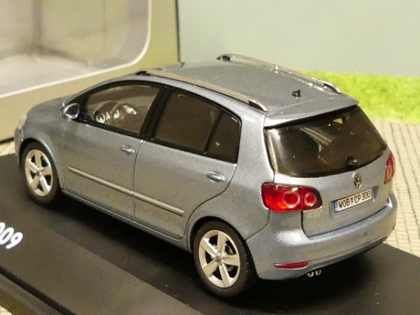 1/43 Schuco VW Golf Plus 2009 eisblaumetallic SONDERPREIS!