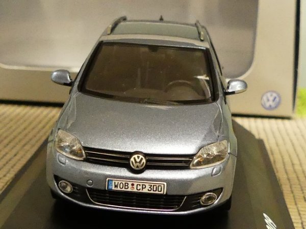 1/43 Schuco VW Golf Plus 2009 eisblaumetallic SONDERPREIS!