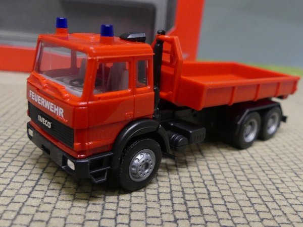 1/87 Herpa Iveco Abrollmulden-LKW Feuerwehr 097178