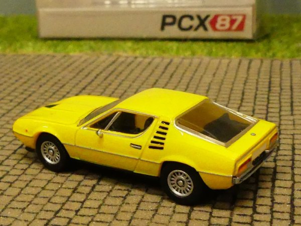 1/87 PCX Alfa Romeo Montreal gelb PCX870074