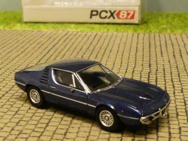 1/87 PCX Alfa Romeo Montreal dunkelblaumetallic PCX870075