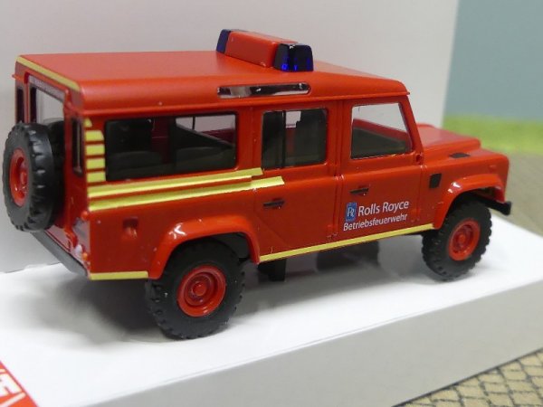 1/87 Busch Land Rover Defender Rolls Royce Betriebsfeuerwehr 50327