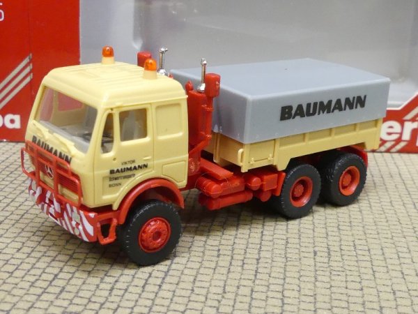 1/87 Herpa MB NG Zugmaschine 3achs Baumann 811545