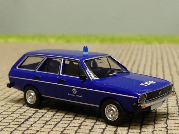 1/87 Brekina VW Passat Variant THW