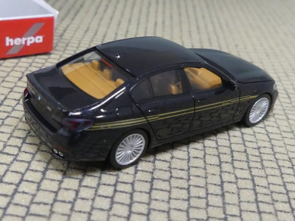 1/87 Herpa BMW Alpina B5 Limousine schwarzmetallic 430951