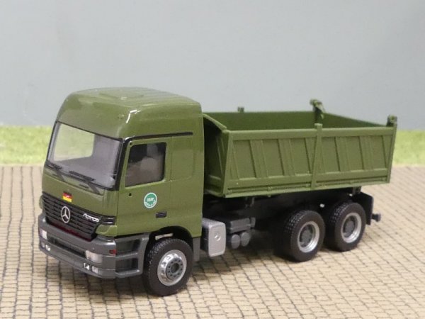 1/87 Herpa MB Actros L 96 Baukipper-LKW Bundeswehr/Auslandseinsatz 747004