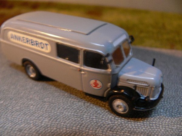 1/87 Brekina Steyr 380 Paketwagen Ankerbrot grau SONDERPREIS 58009