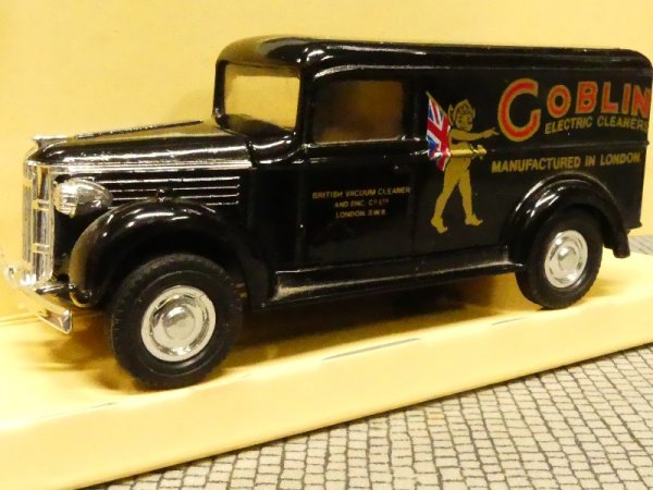 Matchbox Yesteryear GMC Goblin Electric Cleaners London 1937 Y12