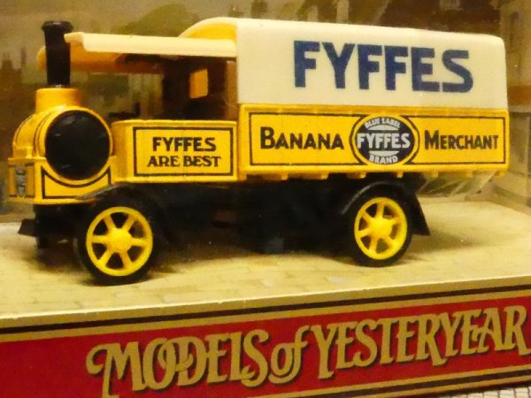 Matchbox Yesteryear Yorkshire Steam Wagon 1917 Fyffes Y8C