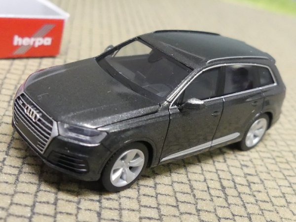 1/87 Herpa Audi Q7 daytonagrau metallic 038447-004