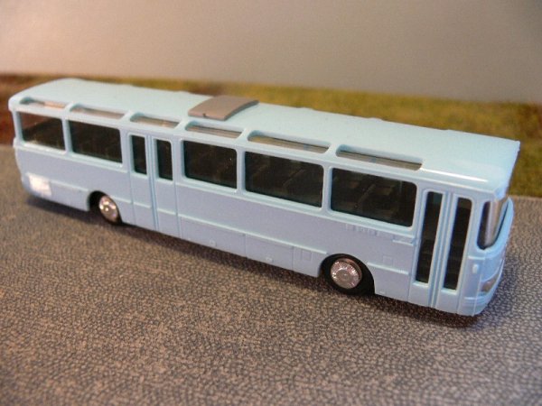 1/87 Setra 140 hellblau