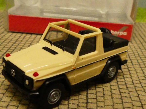 1/87 Herpa MB G-Modell Cabrio sandbeige 420860