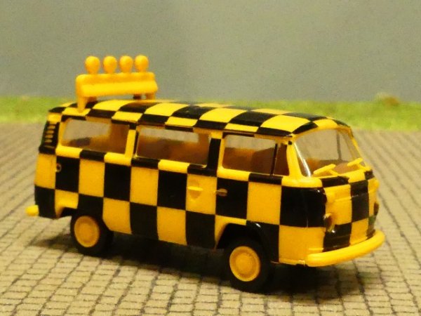 1/87 Brekina VW T2 Follow Me, Bus T2#125 3314