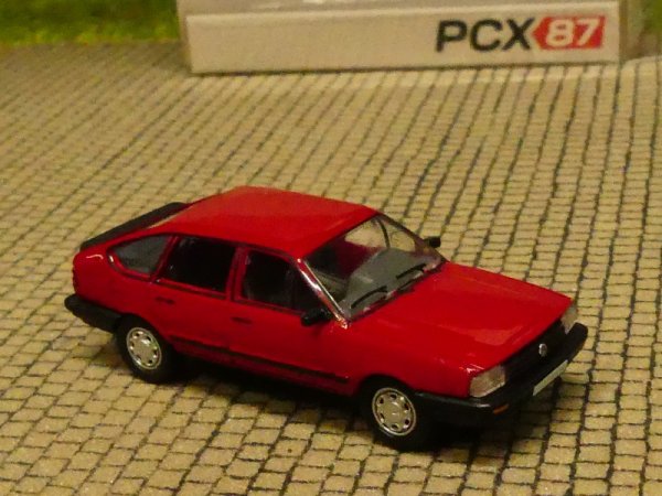 1/87 PCX VW Passat B2 rot 870076