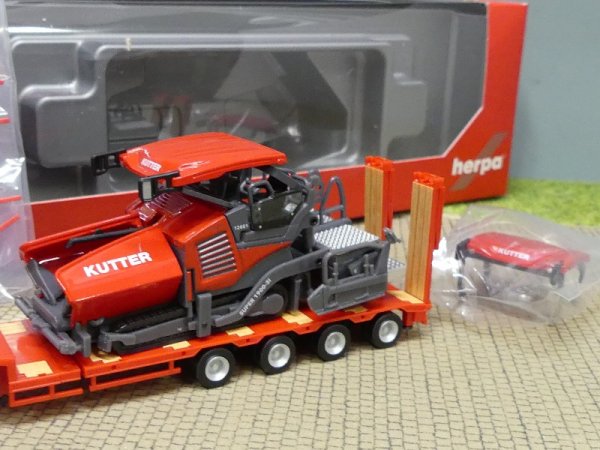 1/87 Herpa MB Actros Tieflade-SZ + Vögele Deckenfertiger 1900-3i Kutter 314664