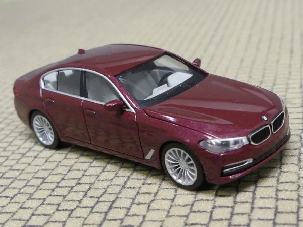 1/87 Herpa BMW 5er Limousine dunkelrot metallic 430692-005