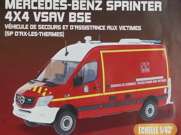 1/43 IXO MB Sprinter 4x4 VSAV Pompiers Feuerwehr KL005