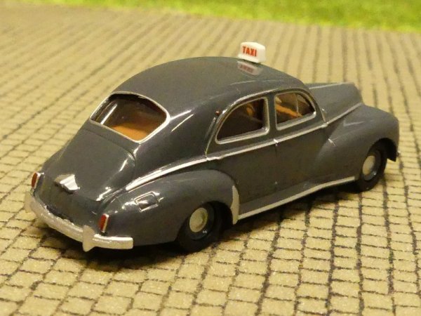 1/87 Brekina Peugeot 203 Taxi Frankreich anthrazit SAI 2511