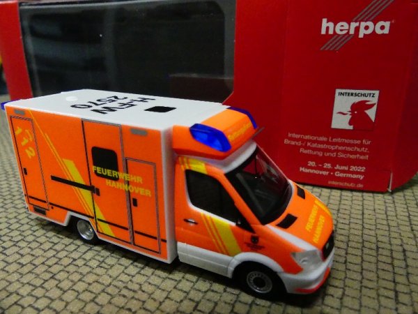 1/87 Herpa MB Sprinter RTW Feuerwehr Hannover Interschutz 2022 941426